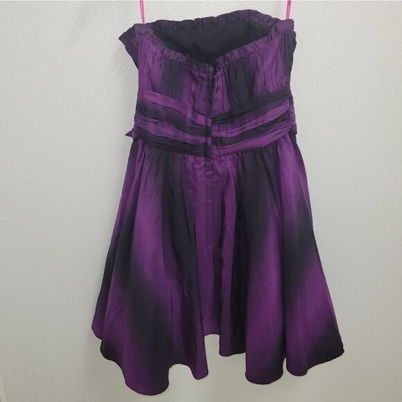 BETSEY JOHNSON SILK STRAPLESS COCKTAIL DRESS BLACK/PURPLE SZ 6 - Picture 2 of 8
